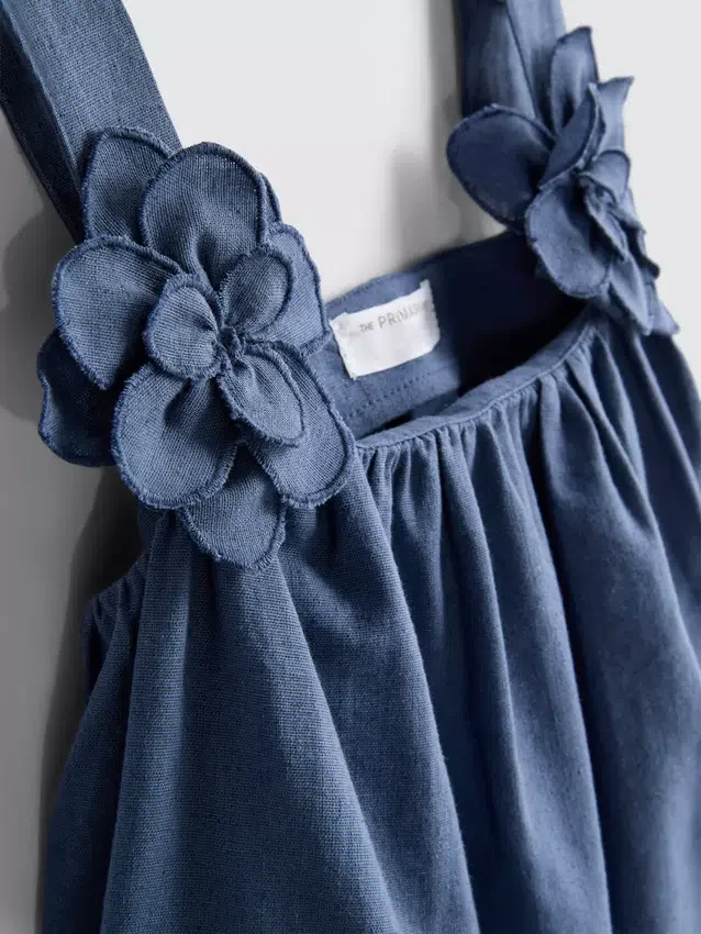 1,5–12 år | The Edit-sett med topp og skjørt i linblanding med blomsterapplikasjoner