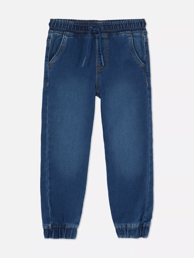 1,5–7 år | Jeans med oppbrettede bukseben