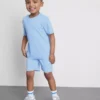 1,5–7 år | sett med aktiv-T-skjorte og shorts