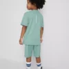 1,5–7 år | sett med aktiv-T-skjorte og shorts