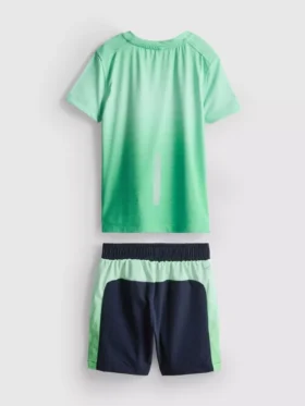 1,5–7 år | sett med aktiv-T-skjorte og shorts