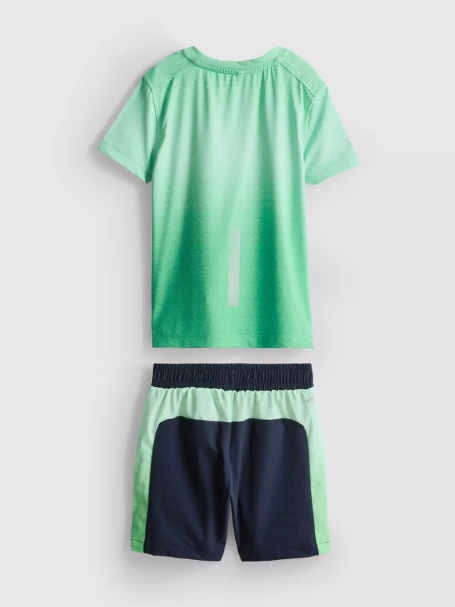 1,5–7 år | sett med aktiv-T-skjorte og shorts