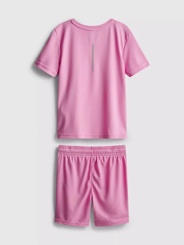 1,5–7 år | sett med aktiv-T-skjorte og shorts