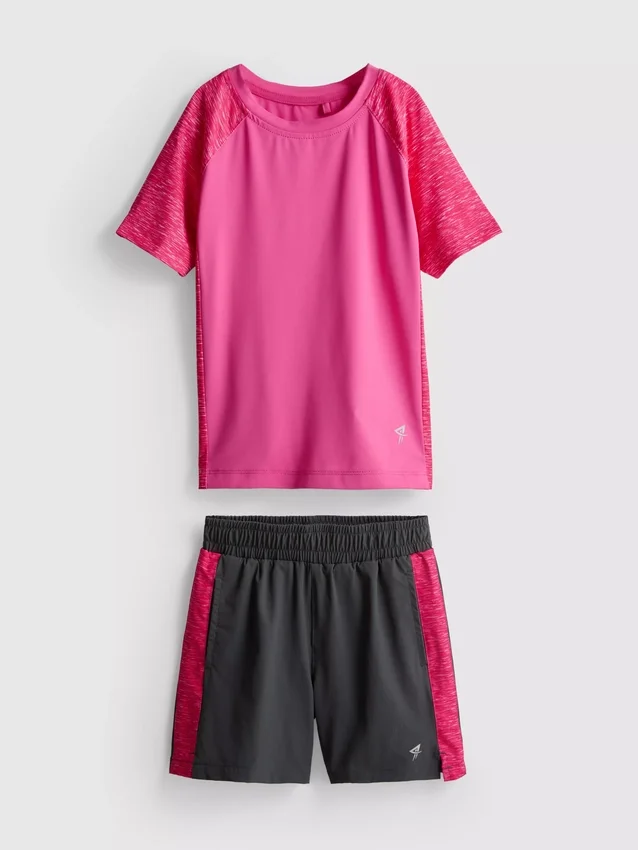 1,5–7 år | sett med aktiv-T-skjorte og shorts
