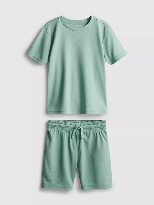1,5–7 år | sett med aktiv-T-skjorte og shorts