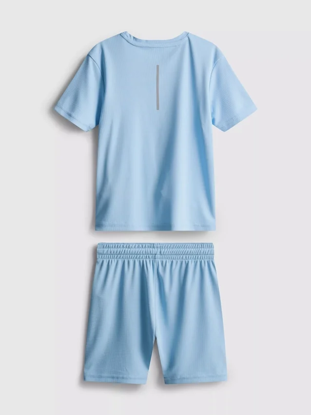 1,5–7 år | sett med aktiv-T-skjorte og shorts