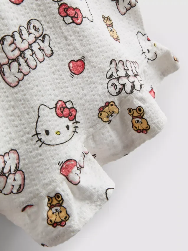 1,5–8 år | Hello Kitty-bluse og shorts-sett