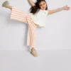 1,5–8 år | Sett med brodert peplum-top og bukser
