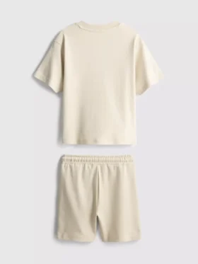 1,5–8 år | sett med T-skjorte og shorts
