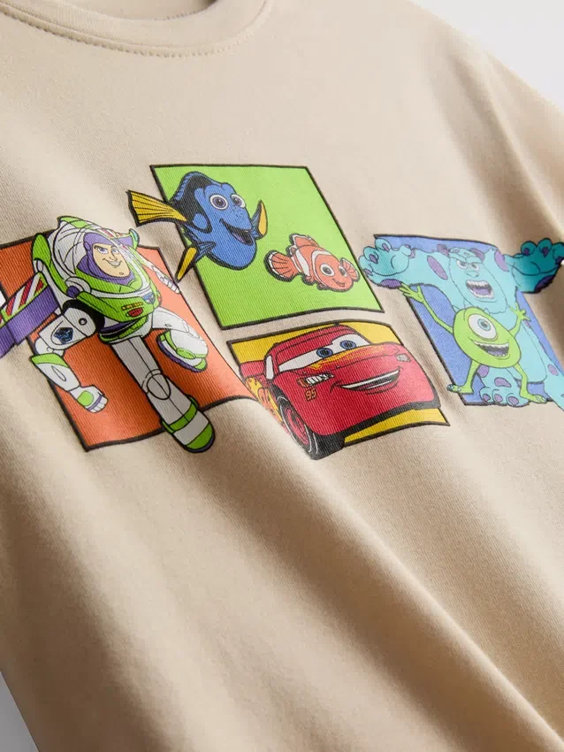 1,5–8 år | T-skjorte med figurer fra Disney·Pixar