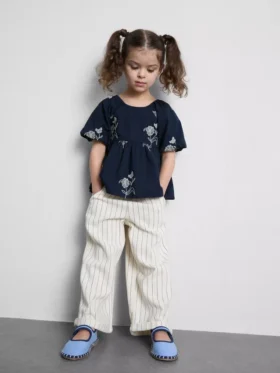 1,5–9 år | blomstret bluse