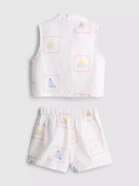 1,5–9 år | brodert sett med ermeløs skjorte og shorts