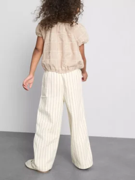 1,5–9 år | Jeans med smale striper og vide ben
