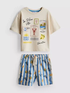 1–9 år | Dolce Vita-sett med T-skjorte med grafisk trykk og shorts