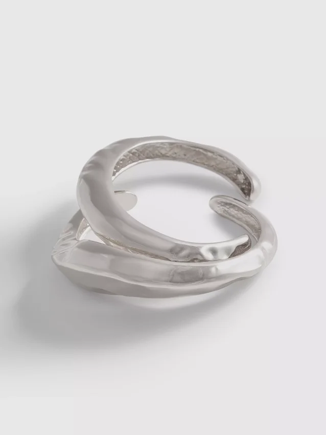 2-pakning med armbånd i smeltet metall
