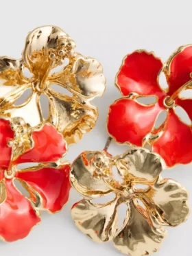 2-pakning med blomsterøreringer