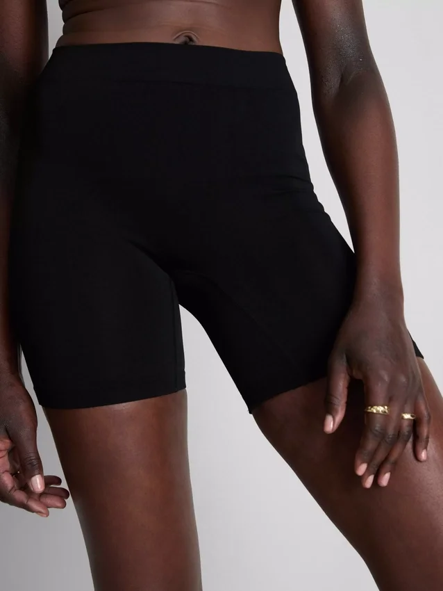 2-pakning med gnagsikre formende Shapewear-shorts