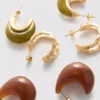 3-pakning med hoop-øreringer i resin