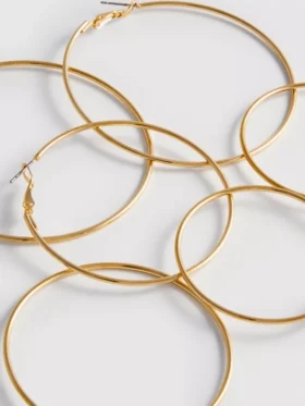 3-pakning med store hoop-øreringer
