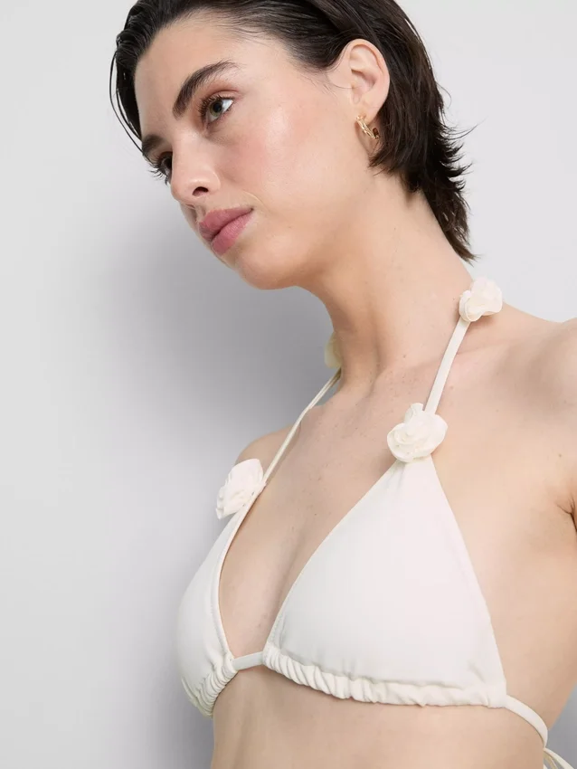 3D-blomstret trekantet bikinitopp