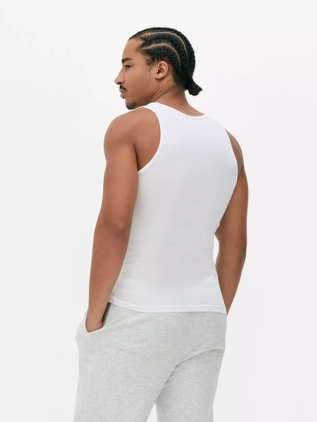 5-pakning med enkle tanktopper