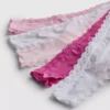 5-pakning med mikrofiber-stringtruser med blonder