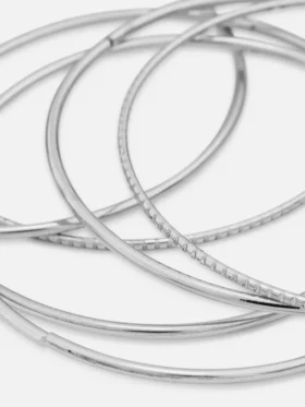 6-pakning med armbånd i polert metall