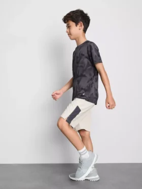 7–15 år | Aktivt sett med T-skjorte og shorts
