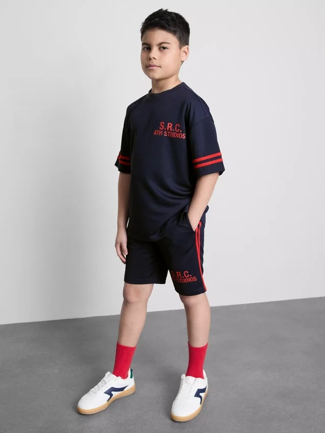 7–15 år | sett med aktiv mesh-T-skjorte og shorts