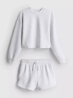 7–15 år | sett med genser og løpeshorts