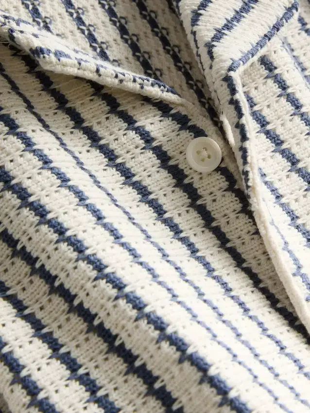 7–15 år | sett med stripet strikket skjorte og shorts