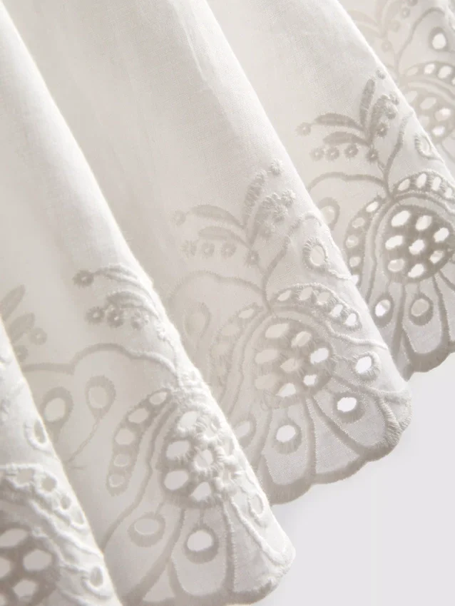 7–15 år | skjørt med broderie anglaise