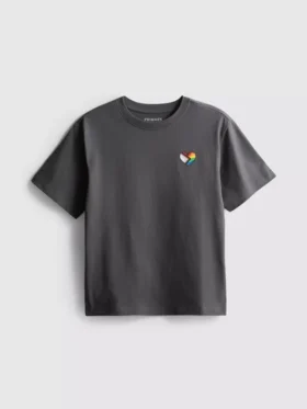 7–15 år | T-skjorte med «Pride»-motiv