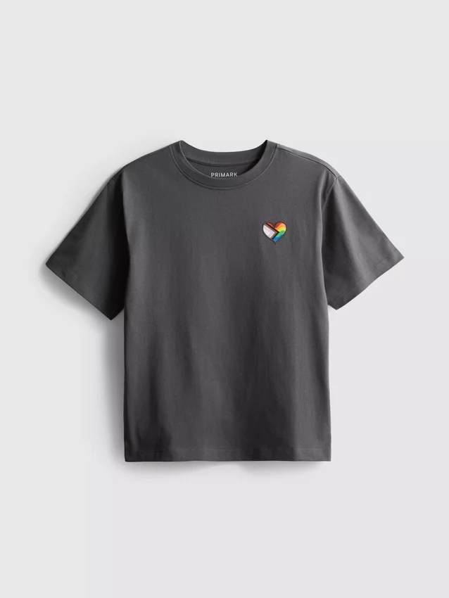 7–15 år | T-skjorte med «Pride»-motiv