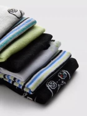 7-pakning med sneakersokker med spillmotiver
