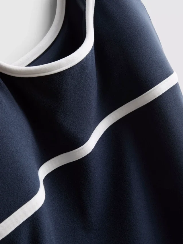Aktiv unitard med kontrastfarget rund hals