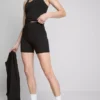 Aktiv yoga-shorts med høy midje og jevn støtte
