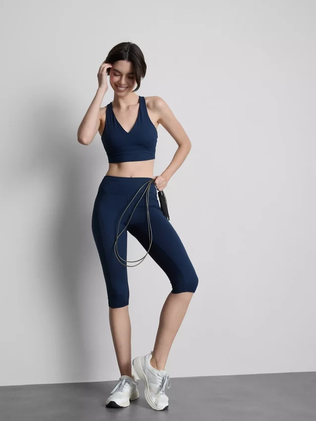 Aktive capri-leggings med høy midje og jevn støtte