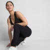 Aktive leggings med høy midje og jevn støtte
