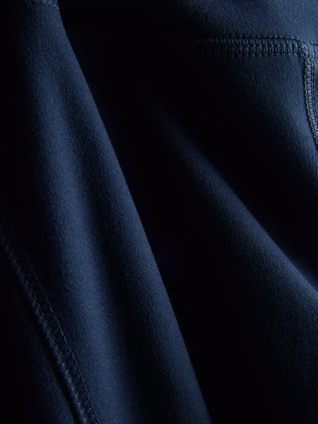 Aktive leggings med høy midje og jevn støtte