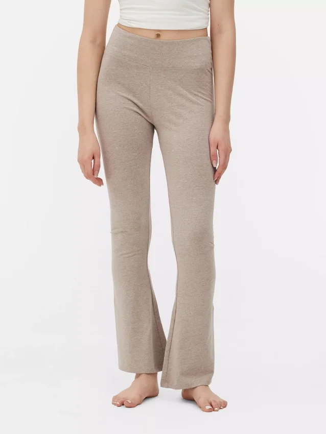Aktive leggings med høy midje og utvidet ben