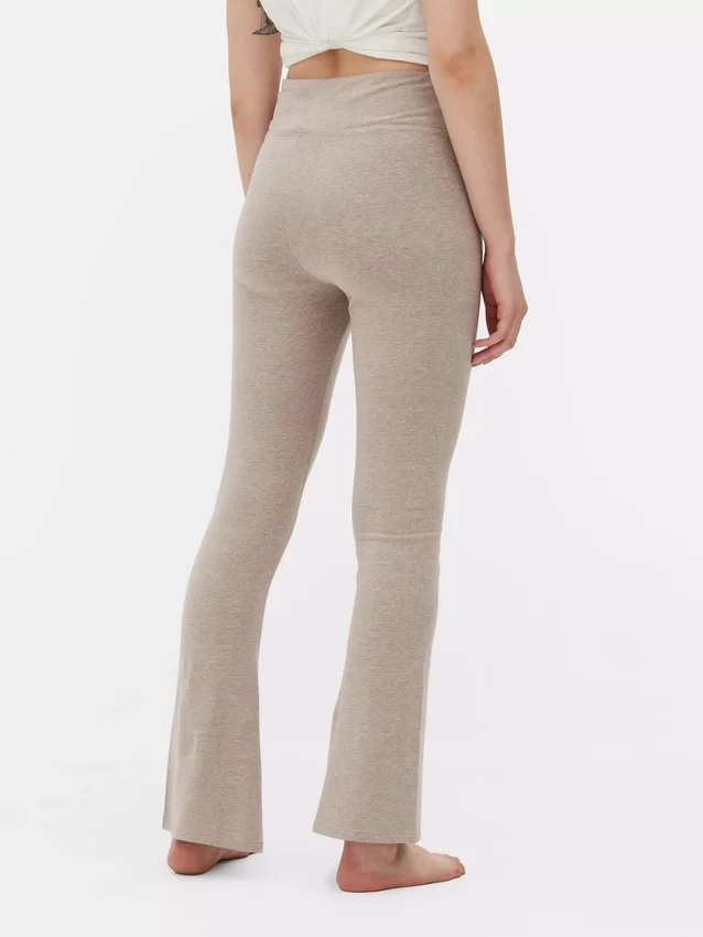 Aktive leggings med høy midje og utvidet ben
