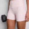 Aktive shorts med høy midje i gingham-mønster