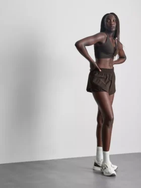 Aktive vevde løpeshorts