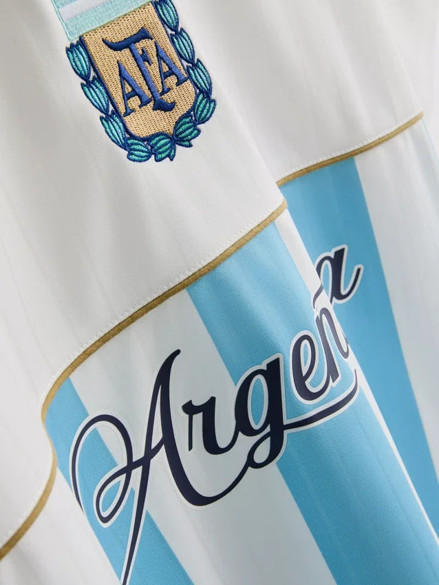 Argentinsk fotballtrøye med krage