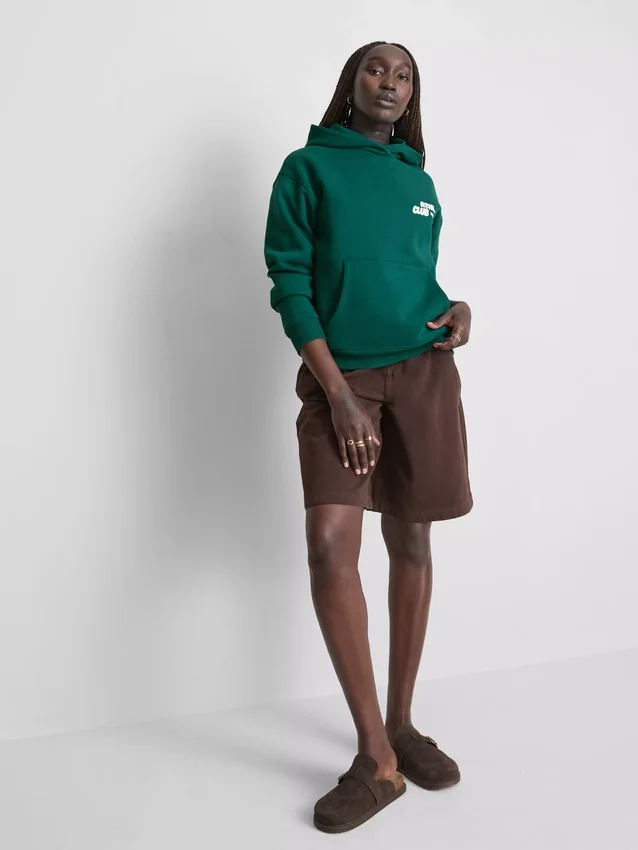 Avslappet hoodie i atletisk stil