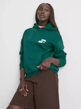 Avslappet hoodie i atletisk stil