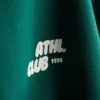 Avslappet hoodie i atletisk stil