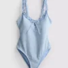 Badedrakt med volanger i gingham-mønster