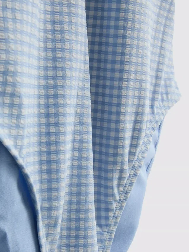 Badedrakt med volanger i gingham-mønster